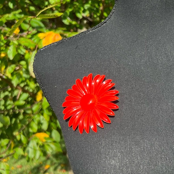 Jewelry - Vintage Bright Orange Flower Brooch